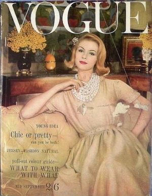 Vintage Vogue magazine covers - wah4mi0ae4yauslife.com - Vintage Vogue UK September 1960.jpg